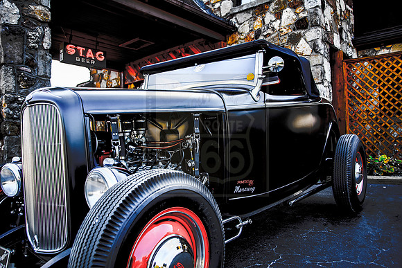 Route 66-  Wallace '32 - Cuba, MO 2016 (c)PicsbyJax #cubafest #route66 #32ford #roadiecar #roadster #vintagecar  #32Ford #getyourpicsonroute66 #picsbyjax #allmyrowdyroadiefriends-9211