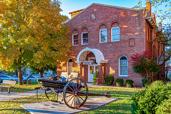 1903 Route 66 Courthouse Waynesville, MO_DSC_0537.jpg