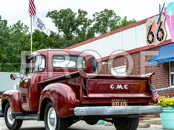 52 GMC back.jpg