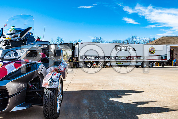 Delivery: Wreaths Across America 2015 ©PicsbyJax-2085.jpg