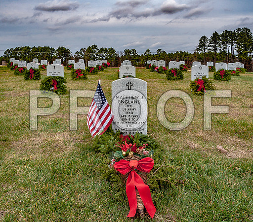 Wreaths Across America 2015-2432.jpg