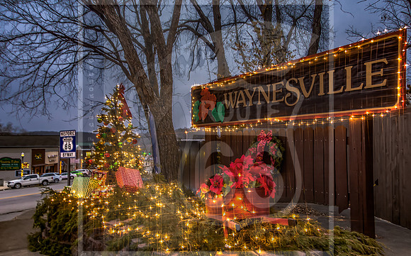 Waynesville Christmas Season (c)2016PicsbyJax #waynesvillemo #christmas #traditions #getyourpicsonroute66 #picsbyjax -3639-Edit.jpg