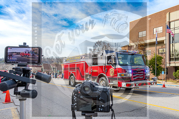 Christmas Parade 2022 © Pics by Jax-7692.jpg