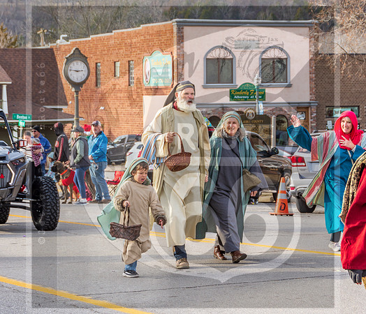 Christmas Parade 2022 © Pics by Jax-7736.jpg