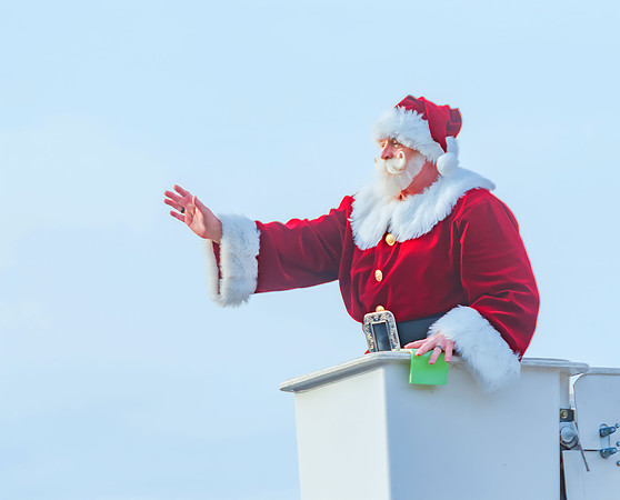 Christmas Parade 2022 © Pics by Jax-8077