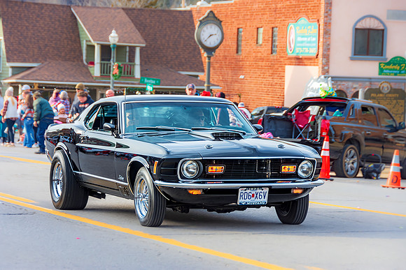 Christmas Parade 2022 © Pics by Jax