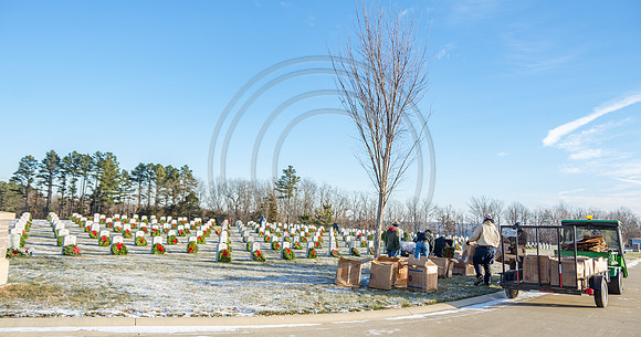 Wreaths Across America 2016 (c)2016PicsbyJax remember honor teach waa16 ftleonardwoodmo waynesvillemo  picsbyjax-4070.jpg