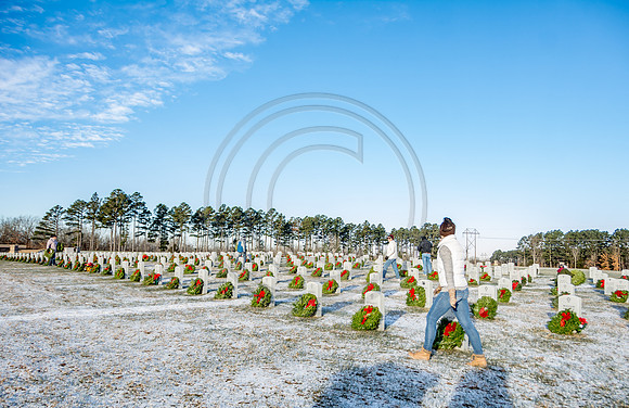 Wreaths Across America 2016 (c)2016PicsbyJax remember honor teach waa16 ftleonardwoodmo waynesvillemo  picsbyjax-4083.jpg
