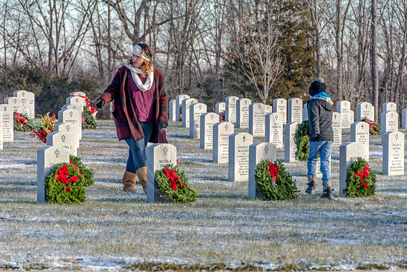 Wreaths Across America 2016 (c)2016PicsbyJax remember honor teach waa16 ftleonardwoodmo waynesvillemo  picsbyjax-4021.jpg