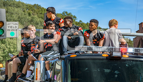 Route 66- Homecoming Parade in Waynesville, MO (C)2017PicsbyJax #WHS #waynesvillehomecoming2017 #WMS #tigerpride #getyourpicsonroute66 #picsbyjax -2348