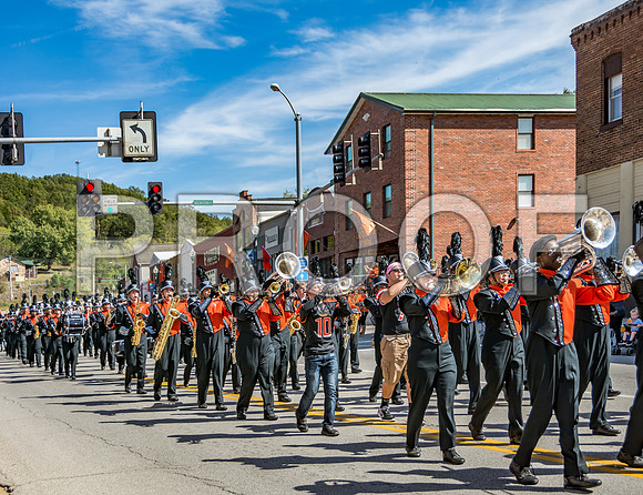 Route 66- Homecoming Parade in Waynesville, MO (C)2017PicsbyJax #WHS #waynesvillehomecoming2017 #WMS #tigerpride #getyourpicsonroute66 #picsbyjax -2329