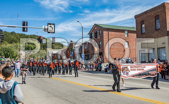 Route 66- Homecoming Parade in Waynesville, MO (C)2017PicsbyJax #WHS #waynesvillehomecoming2017 #WMS #tigerpride #getyourpicsonroute66 #picsbyjax -2320