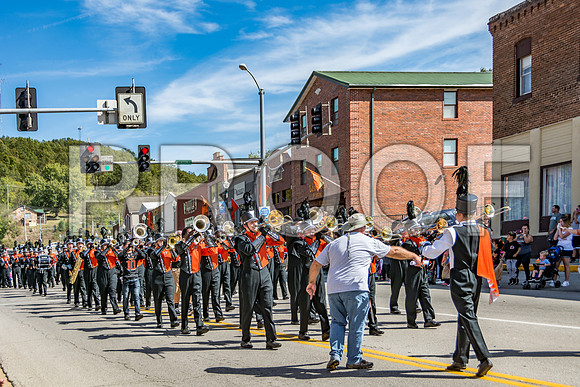 Route 66- Homecoming Parade in Waynesville, MO (C)2017PicsbyJax #WHS #waynesvillehomecoming2017 #WMS #tigerpride #getyourpicsonroute66 #picsbyjax -2327