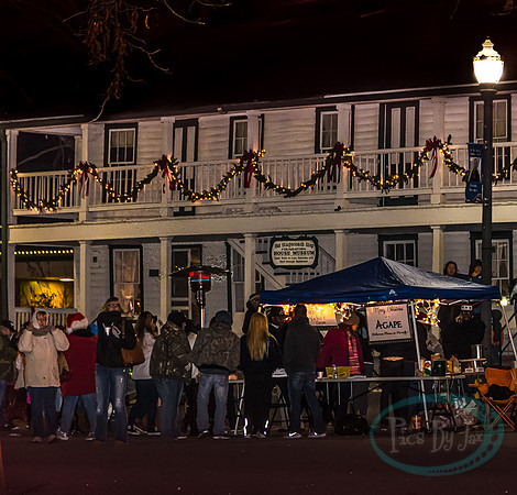 Christmas on the Square 2016 (c)PicsbyJax waynesvilledowntownbusinessassociation waynesvillemo cityofWaynesville route66 getyourpicsonroute66 picsbyjax-2545.jpg