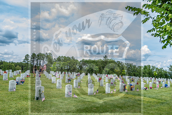 Memorial Day 2016 ©PicsbyJax mssouriveteranscemetery gratefulnation respect honor reflect waynevillemo flw-4176.jpg