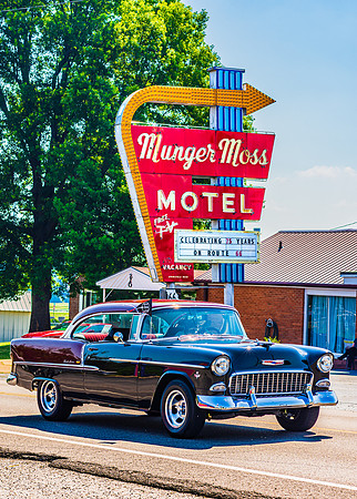 Lebanon, MO Munger Moss_JAX_0404.jpg