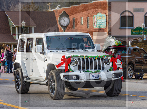 Christmas Parade 2022 © Pics by Jax-7911.jpg