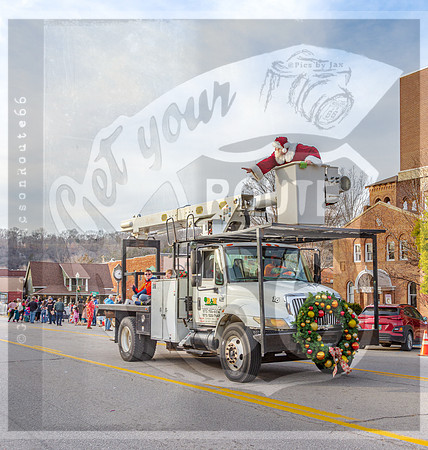 Christmas Parade 2022 © Pics by Jax-8082.jpg