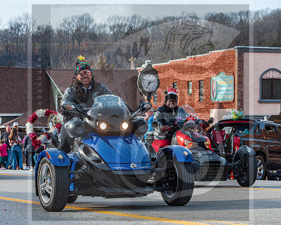 Christmas Parade 2022 © Pics by Jax-0137.jpg