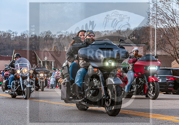 Christmas Parade 2022 © Pics by Jax-0231.jpg