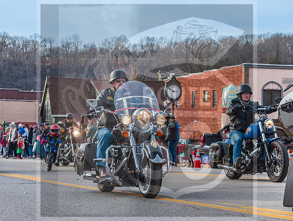 Christmas Parade 2022 © Pics by Jax-0233.jpg