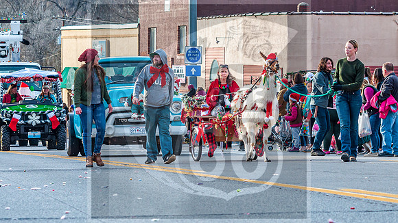 Christmas Parade 2022 © Pics by Jax-0245.jpg