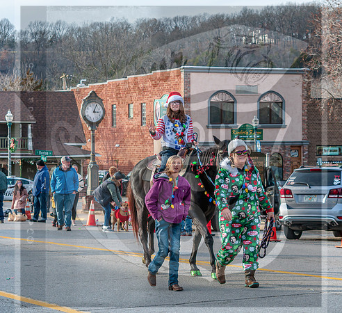 Christmas Parade 2022 © Pics by Jax-0269.jpg