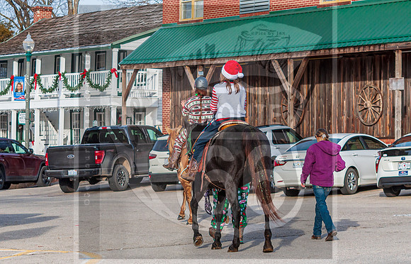 Christmas Parade 2022 © Pics by Jax-0282.jpg