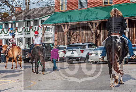Christmas Parade 2022 © Pics by Jax-0286.jpg
