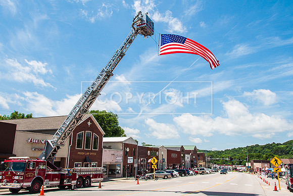 Route 66: Patriotic Waynesville, MO-0194.jpg