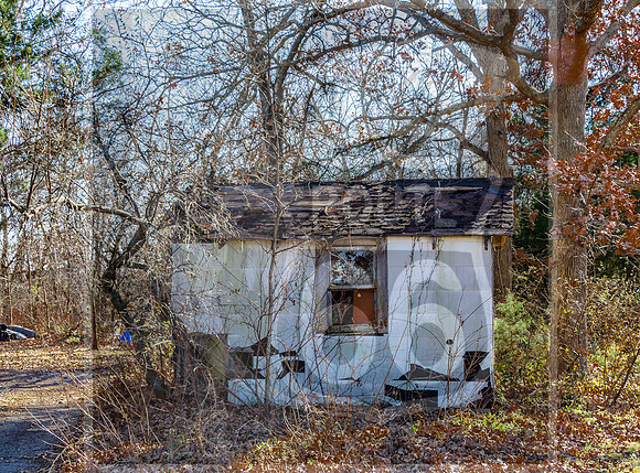 Abandoned (c)PicsbyJax-0515.jpg