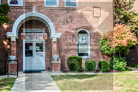 Route 66, 1903 Court House in Waynesville, MO -3590-2.jpg
