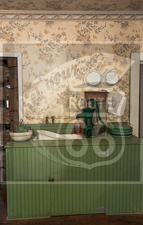 Old Stagecoach Stop Interior 2015-6607.jpg