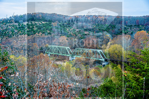 DE FLW RR Bridge Fall-2.jpg