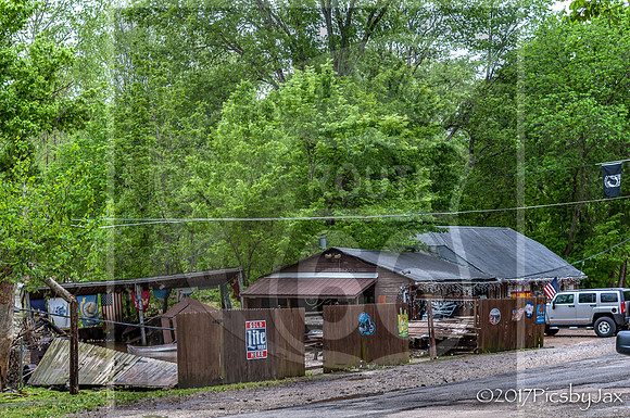route-66-floods-5-1-17---devils-elbow--missouri-c2017picsbyjax-route66-missouri-rainfordays-flood-getyourpicsonroute66-picsbyjax-0371jpg_34806102651_o.jpg