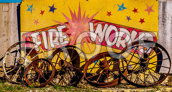 Route 66- Totem Pole Trading Post (1933) Rolla, MO 12-2015-2694.jpg