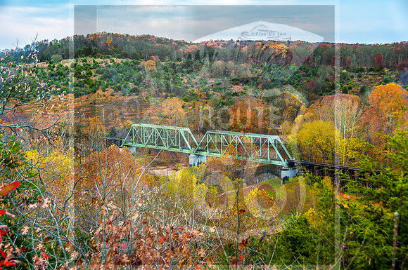 DE FLW RR Bridge Fall.jpg