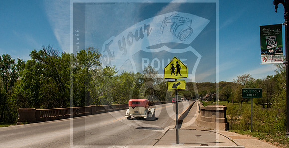 Route 66: Antique Car on Roubidoux Bridge-0450.jpg