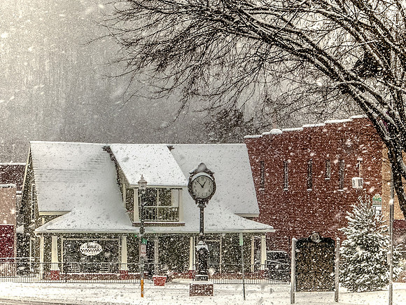 Nona's Kitchen picsbyjax snow getyourpicsonroute66 takethepicsyoucantnottake-0103.jpg