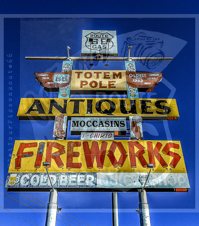 route-66--totem-pole-trading-post---rolla-mo-getyourpicsonroute66-picsbyjax-rollamo-2700jpg_24451138861_o.jpg