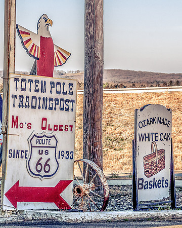 route-66--totem-pole-trading-post---rolla-mo-getyourpicsonroute66-picsbyjax-rollamo-2695jpg_24237785640_o.jpg