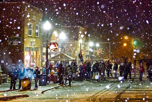 Christmas on the Square 2013-12-05 18.22.42.jpg