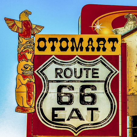 route-66--totem-pole-trading-post---rolla-mo-getyourpicsonroute66-picsbyjax-rollamo-2707jpg_23905519094_o.jpg