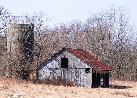 Old Route 66 Barn and Silo Waynesville.jpg