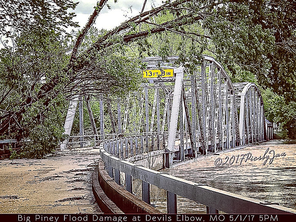 bigpiney-devilselbow-missouri-missouriflood2017-getyourpicsonroute66-picsbyjax-sad-recoverdevilselbow_34352749006_o.jpg
