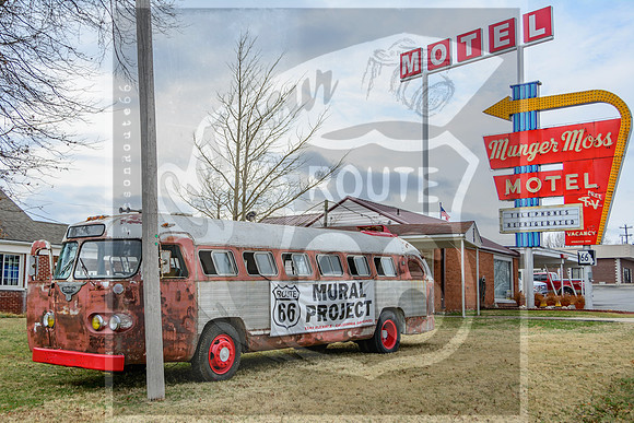 #getyourpicsonroute66 #picsbyjax #lebanonmo #route66 #mungermossmotel #boswellpark-6135
