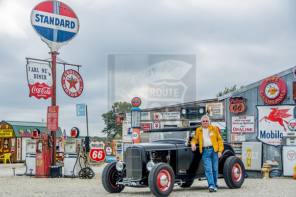 Route 66-  Wallace '32 - Cuba, MO 2016 (c)PicsbyJax #cubafest #route66 #32ford #roadiecar #roadster #vintagecar  #32Ford #getyourpicsonroute66 #picsbyjax #allmyrowdyroadiefriends-8894