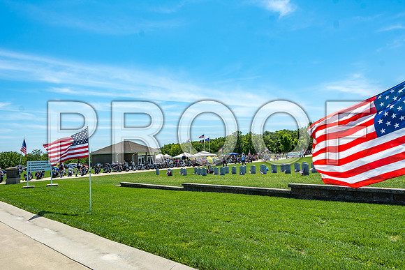 Memorial Day at Missouri Veterans Cemetery (c)2017PicsbyJax respect honor remember picsbyjax-1005.jpg