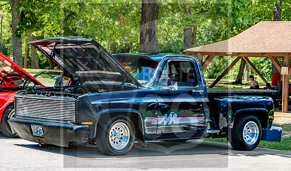 Cave State Cruisers Car Show - Waynesville, MO (c)2017PicsbyJax #waynesvillemo #picsbyjax-3964.jpg