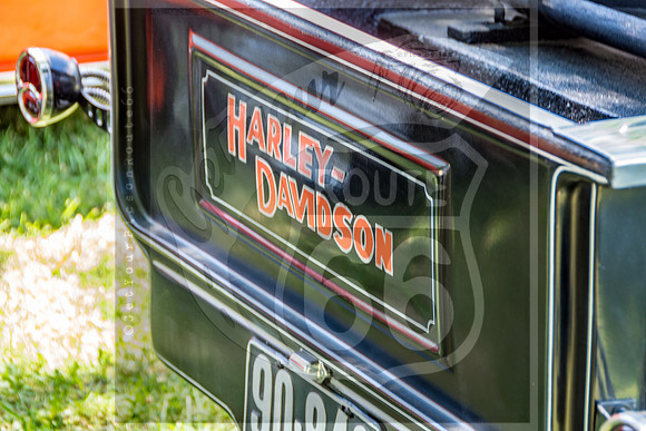 Cave State Cruisers Car Show - Waynesville, MO (c)2017PicsbyJax #waynesvillemo #picsbyjax-4217.jpg